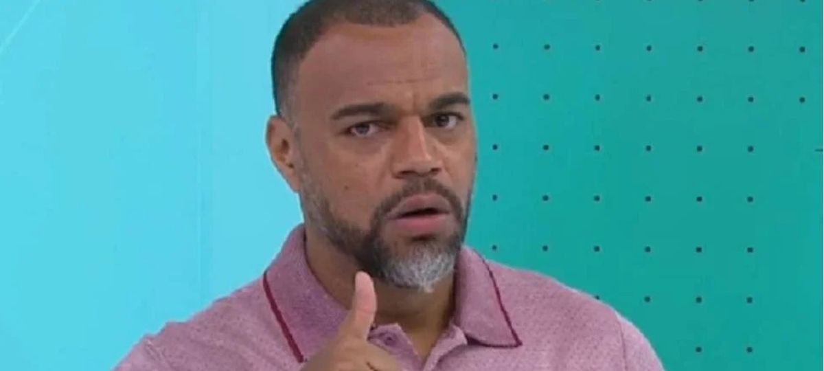 Denílson alerta Lyanco após briga na final do Mineiro - Imagem do artigo