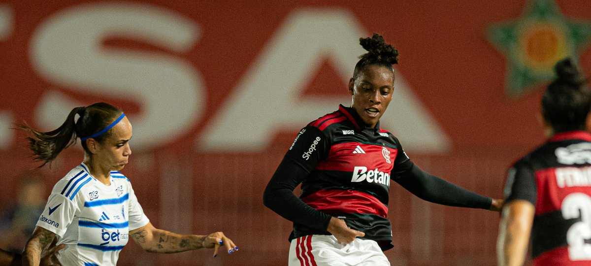 Cruzeiro e Flamengo empatam e seguem fora da liderança - Imagem do artigo