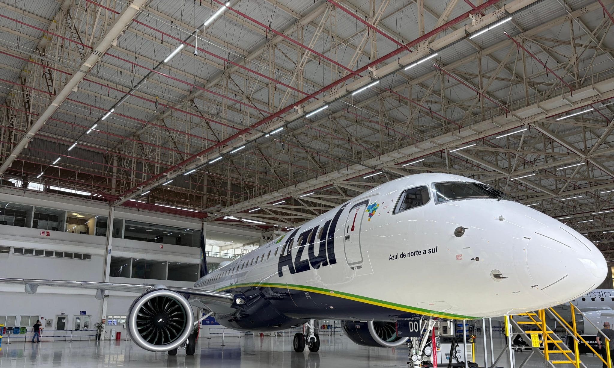 Azul recebe 42º Embraer 195-E2 e avança na renovação - Imagem do artigo