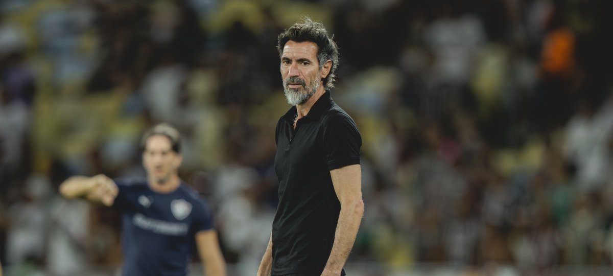 Eduardo Domínguez cobra contundência após revés do Galo - Imagem do artigo