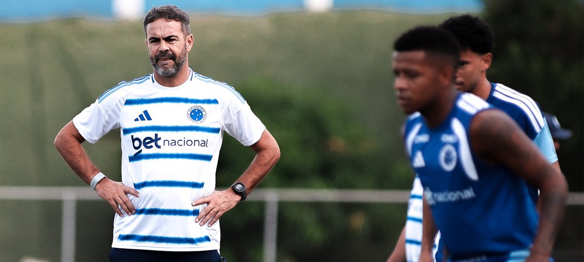 Artur Jorge inicia treinos no Cruzeiro e monitora Kaio Jorge - Imagem do artigo