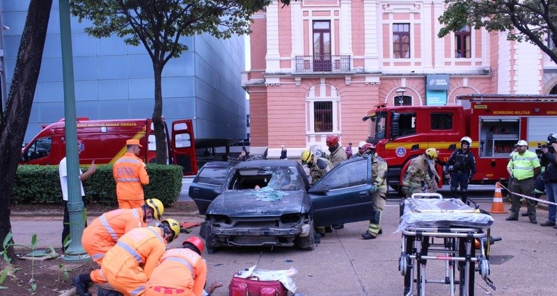 Maio Amarelo: simulação de salvamento alerta motoristas - Imagem do artigo original