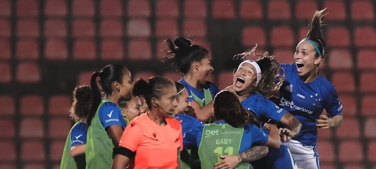 Cruzeiro vence Corinthians e brilha no Brasileiro Feminino - Imagem do artigo
