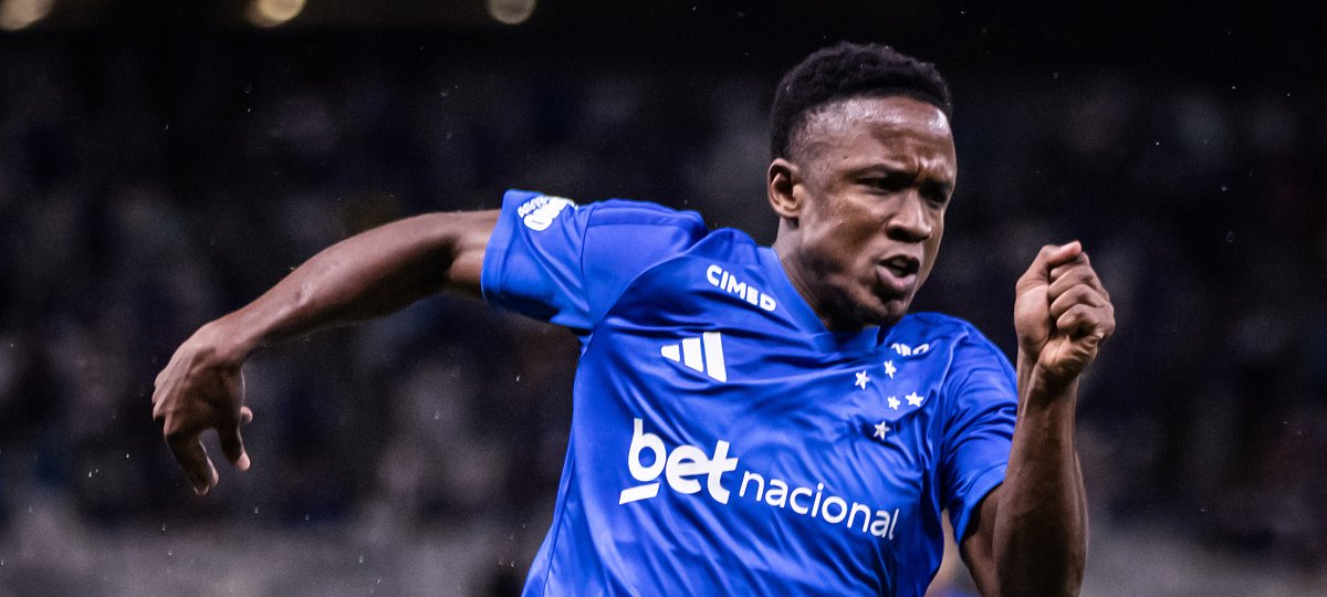 Cruzeiro x Chapecoense: Artur Jorge altera escalação - Imagem do artigo