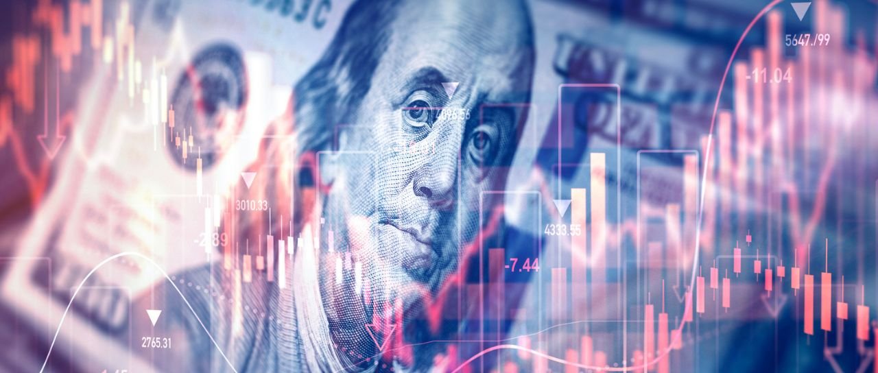 Dólar recua a R$ 5,02; petróleo alto sustenta real - Imagem do artigo