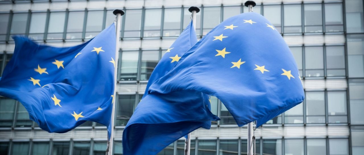 UE impõe tarifa de 50% ao aço que exceder cota anual - Imagem do artigo