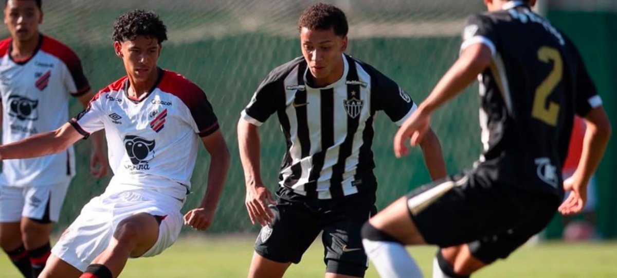 Atlético Sub-17 sofre virada do Athletico-PR por 3 a 2 - Imagem do artigo