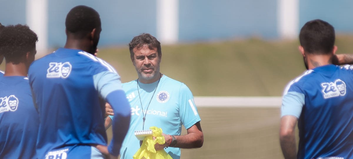Cruzeiro tem sete pendurados para duelo com Coritiba - Imagem do artigo