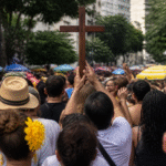 Imagem ilustrativa: Blocos de carnaval de bh ameaçam boicotar desfiles por causa de datas religiosas