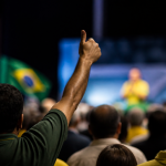 Imagem ilustrativa: Flávio Bolsonaro critica Lula em Belo Horizonte e provoca polarização política