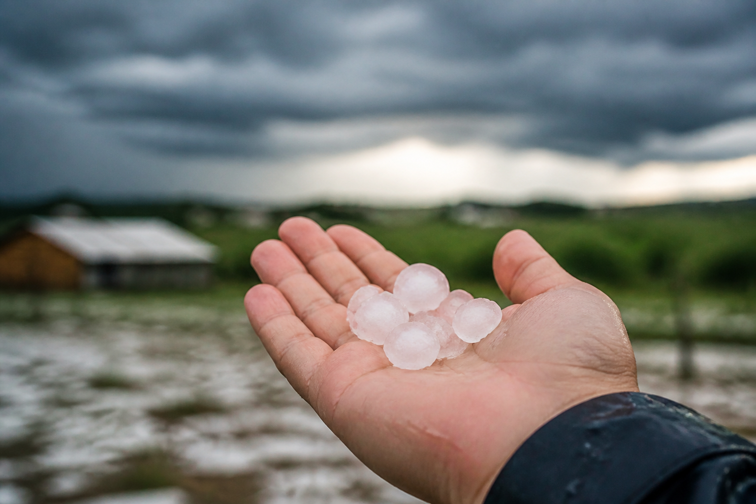 Imagem ilustrativa: Minas Gerais tem mais de 700 cidades em alerta para queda de granizo saiba o que esperar