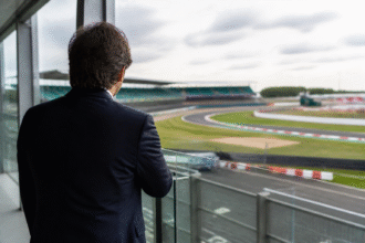 Imagem ilustrativa: Presidente da argentina defende retorno da fórmula 1 ao país durante evento da fia