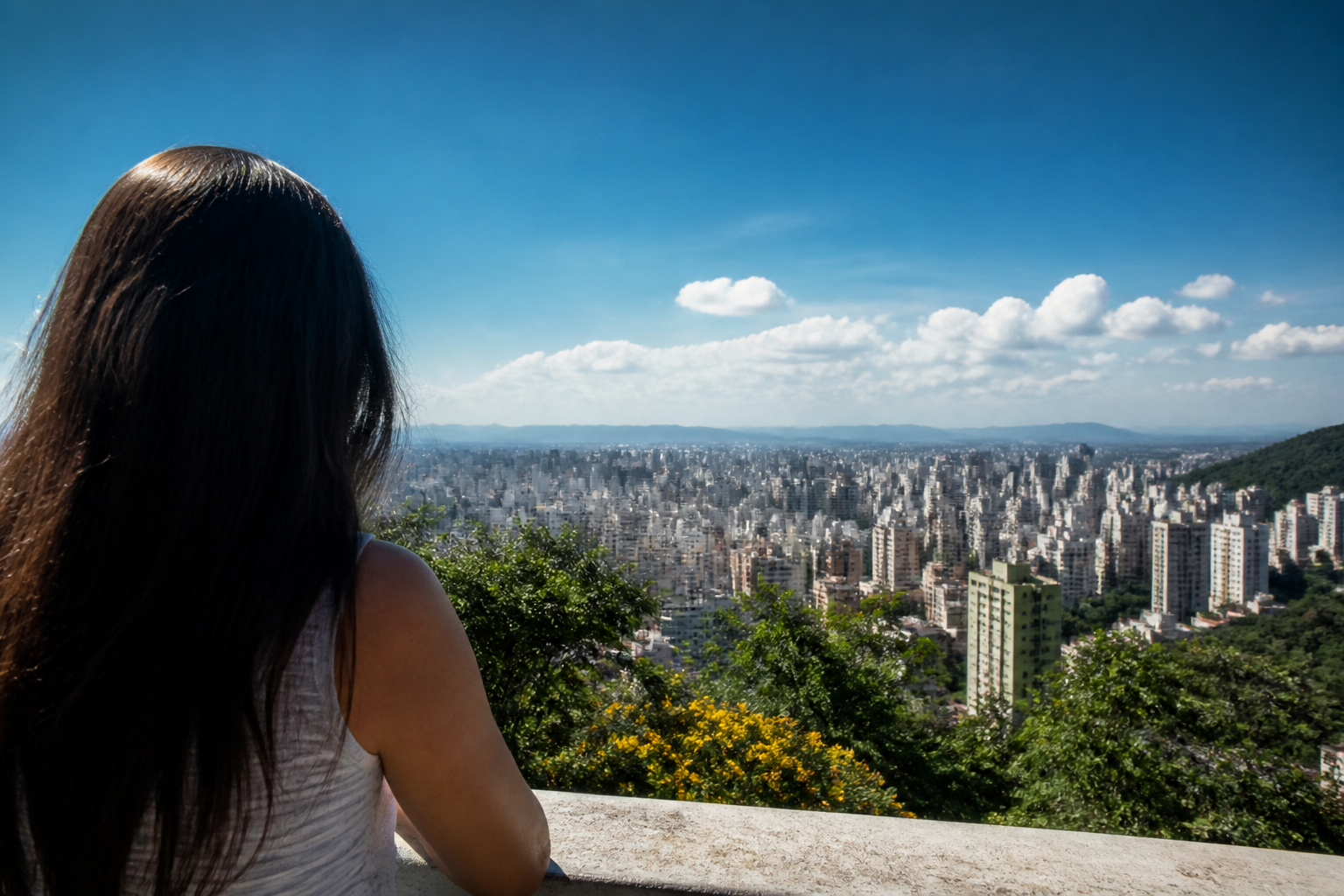 Imagem ilustrativa: Previsão do tempo para belo horizonte hoje dia de sol e céu claro durante a noite