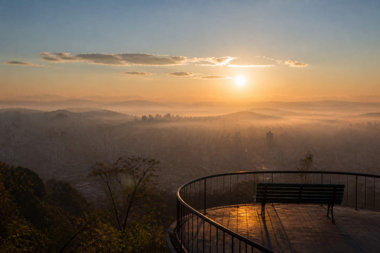Imagem ilustrativa: Previsão do tempo para Belo Horizonte hoje sol e névoa fraca ao amanhecer
