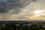 Imagem ilustrativa: Previsão do tempo para ribeirão das neves hoje sol chuvas pela manhã e céu encoberto à tarde