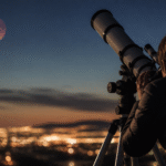 Imagem ilustrativa: Resumo do dia eclipse lunar visível no brasil lançamento do telescópio roman e novidades da meta
