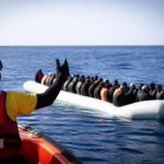Imagem ilustrativa: Sete mortos e 50 migrantes resgatados após naufrágio na costa da Líbia