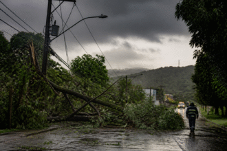 Imagem ilustrativa: Temporal com ventos fortes causa danos e apagões em Minas Gerais