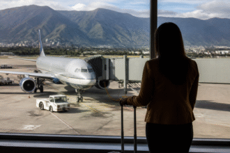 Imagem ilustrativa: Aeroporto de Caracas retoma atividades após terremotos que causaram danos estruturais