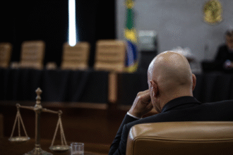 Imagem ilustrativa: Aliados recomendam que Lula evite envolvimento direto na crise do ministro Moraes no STF
