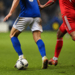Imagem ilustrativa: Atacante taty castellanos é acusado de cuspir em adversário durante clássico da segunda divisão inglesa