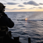 Imagem ilustrativa: Ataque dos EUA no Caribe elimina quatro suspeitos em embarcação ligada ao narcotráfico