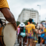 Imagem ilustrativa: Auxílio financeiro para blocos de carnaval em BH saiba como inscrever seu grupo e entenda os critérios de