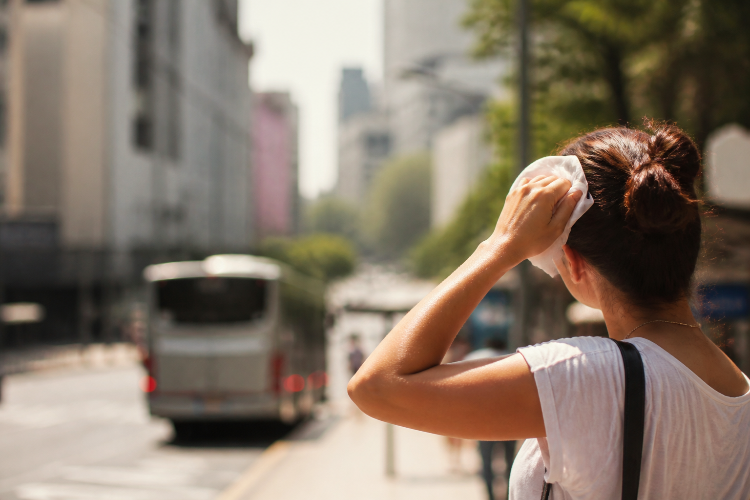 Imagem ilustrativa: Belo Horizonte enfrenta onda de calor intenso até quinta-feira com temperaturas elevadas