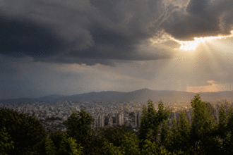 Imagem ilustrativa: Belo Horizonte tem fim de semana de calor intenso com possibilidade de chuva alerta Defesa Civil