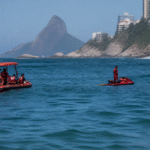 Imagem ilustrativa: Buscas continuam por professor de surfe desaparecido no mar de São Conrado