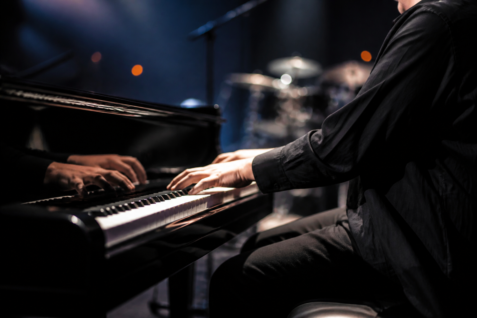 Imagem ilustrativa: Clara Peya e Santi Careta apresentam concerto gratuito em Belo Horizonte no dia 8 de outubro