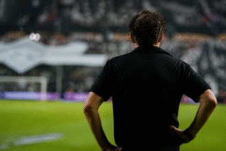 Imagem ilustrativa: Cuca minimiza vantagem do Santos sobre o Atlético não me ilude