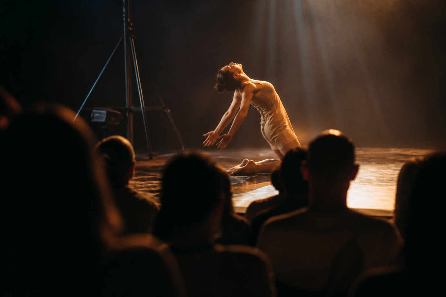 Imagem ilustrativa: Estreia do espetáculo solos de amor promove dança imersiva em belo horizonte