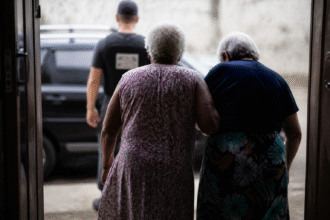 Imagem ilustrativa: Idosas resgatadas em situação análoga à escravidão em Belo Horizonte um alerta para a vulnerabilidade soc