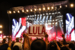 Imagem ilustrativa: Ivete Sangalo reage ao grito por Lula em show em Belo Horizonte e faz gesto L para o público
