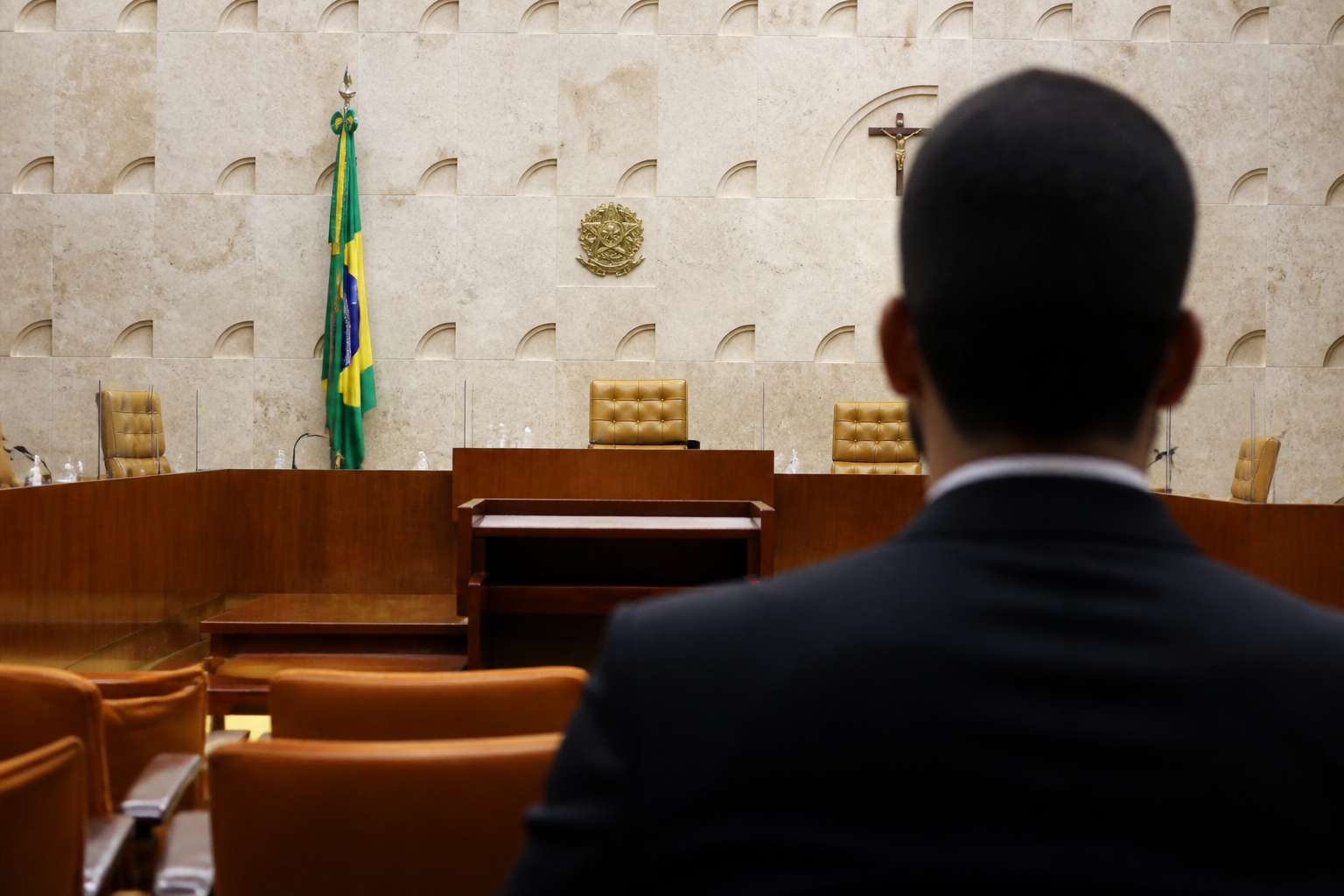 Imagem ilustrativa: Pesquisa Datafolha aponta apoio ao impeachment de ministros do STF Alexandre de Moraes e André Mendonça