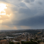 Imagem ilustrativa: Previsão do tempo em ribeirão das neves mg sol nuvens e possibilidade de temporal à noite