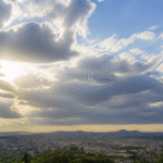 Imagem ilustrativa: Previsão do tempo para sete lagoas mg sol entre nuvens e períodos nublados nesta quarta-feira