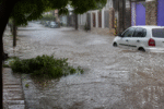 Imagem ilustrativa: Temporal com granizo causa alagamentos e falta de energia no Vale do Aço