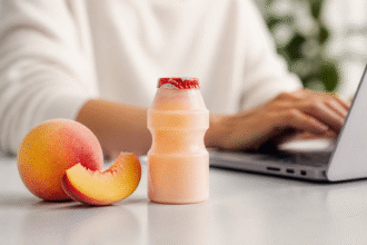 Imagem ilustrativa: Yakult Pêssego completa um ano no Brasil e amplia portfólio com novos sabores
