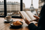 Imagem ilustrativa: A literatura e a gastronomia em diálogo no clássico Paris é uma festa