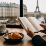 Imagem ilustrativa: A literatura e a gastronomia em diálogo no clássico Paris é uma festa