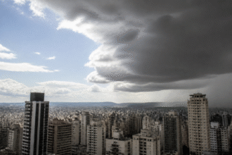 Imagem ilustrativa: Belo Horizonte previsão indica tempo firme pela manhã e chuva à tarde nesta quarta-feira