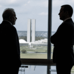 Imagem ilustrativa: Lula e Flávio Bolsonaro preparam ataque mútuo para debate decisivo na TV