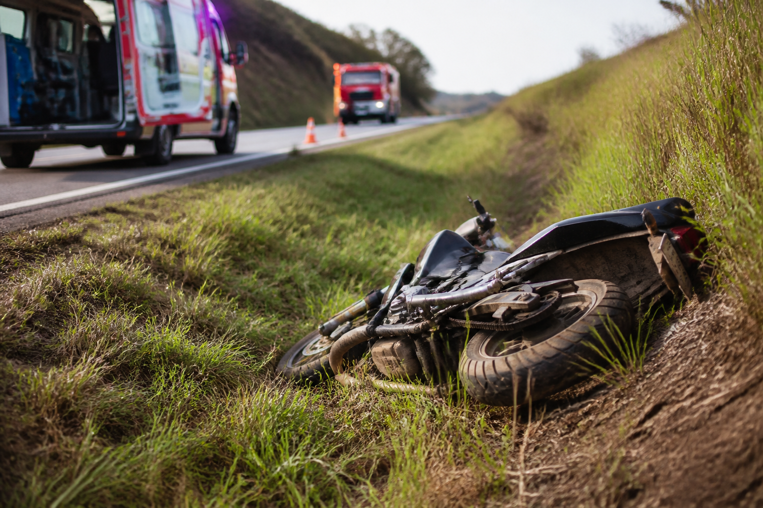 Imagem ilustrativa: Motociclista fica ferido após cair em valeta na BR-040 próximo a Hermilo Alves