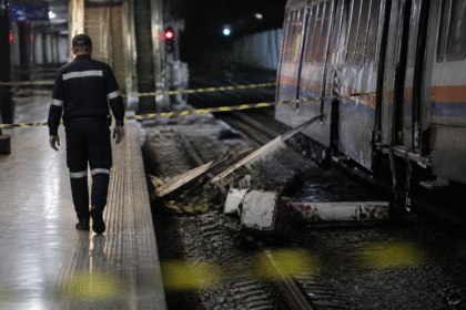 Imagem ilustrativa: Piloto morre após queda de avião em estação de metrô de belo horizonte