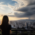 Imagem ilustrativa: Previsão do tempo em Belo Horizonte sol pela manhã e pancadas de chuva à tarde e noite