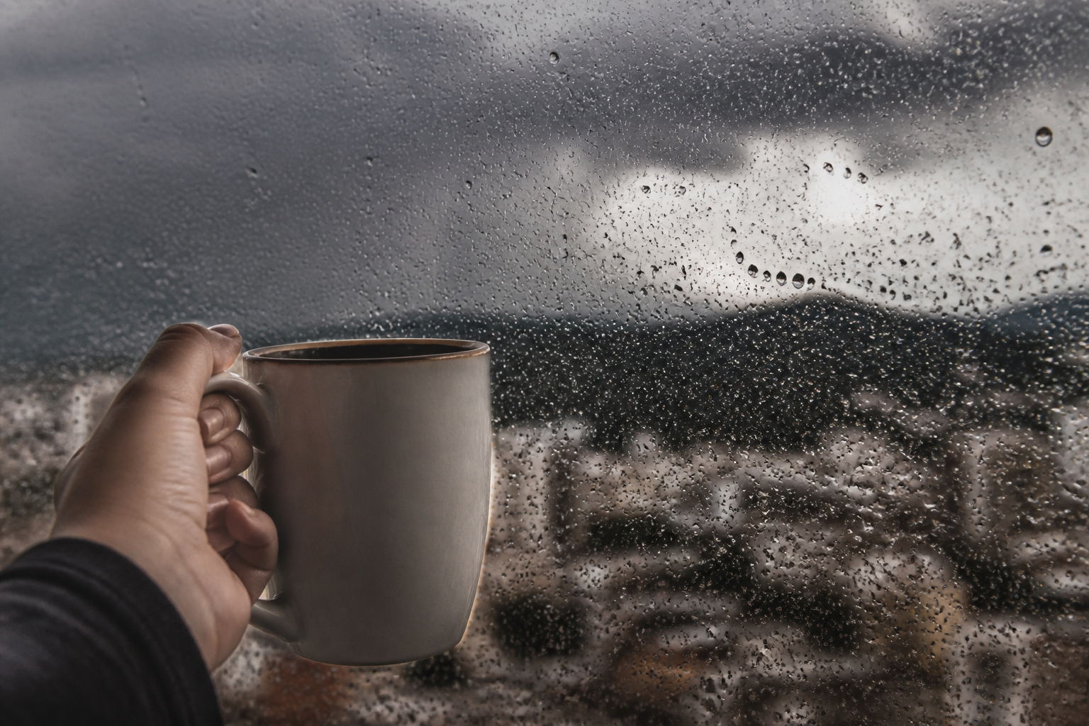 Imagem ilustrativa: Previsão do tempo hoje em belo horizonte sol nuvens e pancadas de chuva à tarde e à noite
