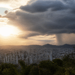 Imagem ilustrativa: Previsão do tempo para hoje em belo horizonte sol nuvens e pancadas de chuva à noite