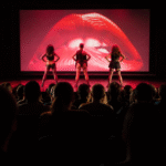 Imagem ilustrativa: The Rocky Horror Picture Show tem sessão especial com performances ao vivo em BH